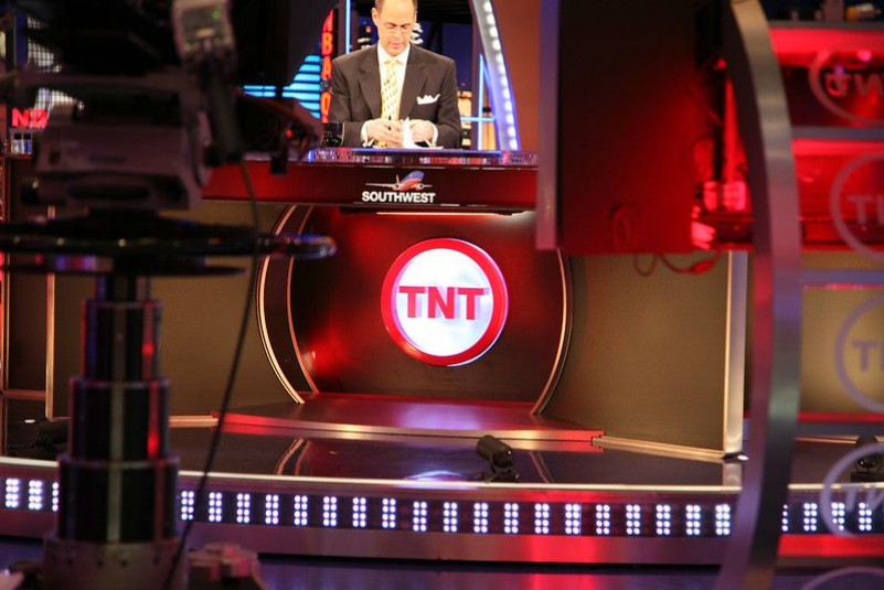 ernie johnson