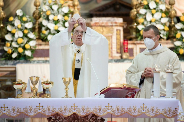 Pope Francis stressed the importance for Christians of serving others