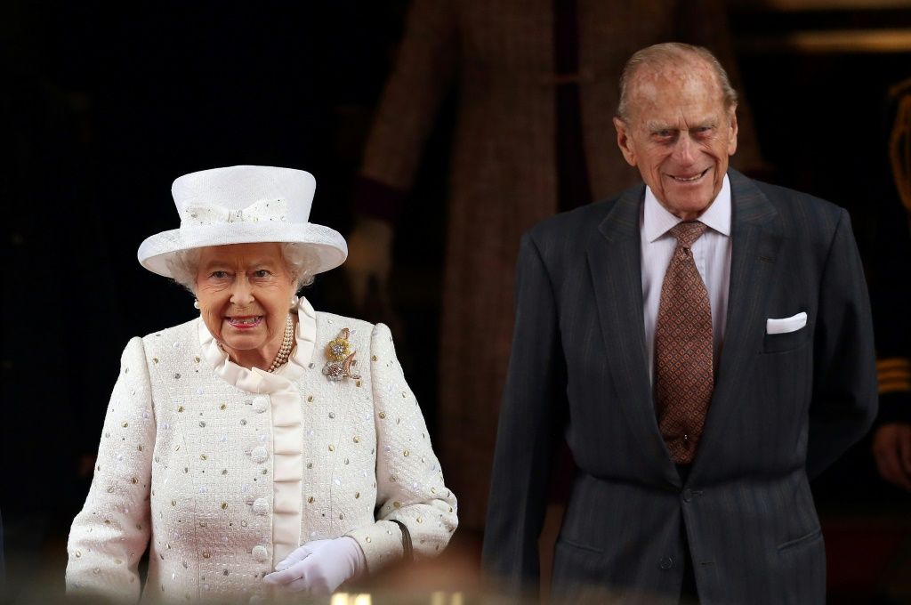 Queen Elizabeth Left Heartbreaking Letter For Prince Philip On His ...