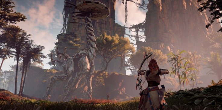 Horizon Zero Dawn features many large machines roaming the wilds