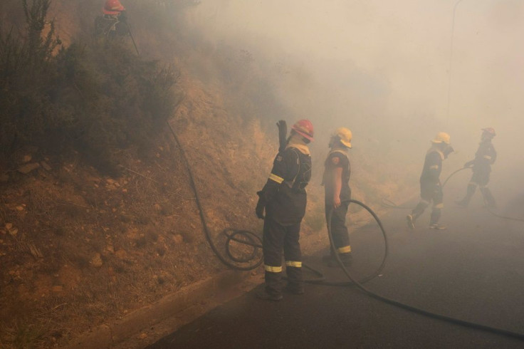 The fire broke out in the foothills of Table Mountain