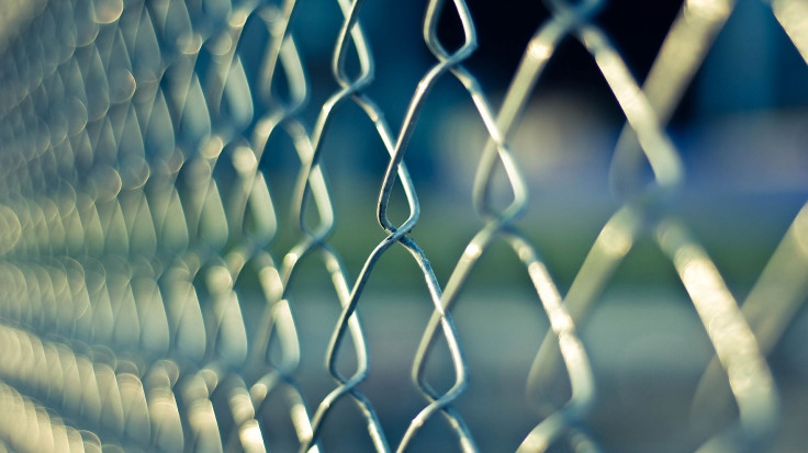 chain-link-690503_1920