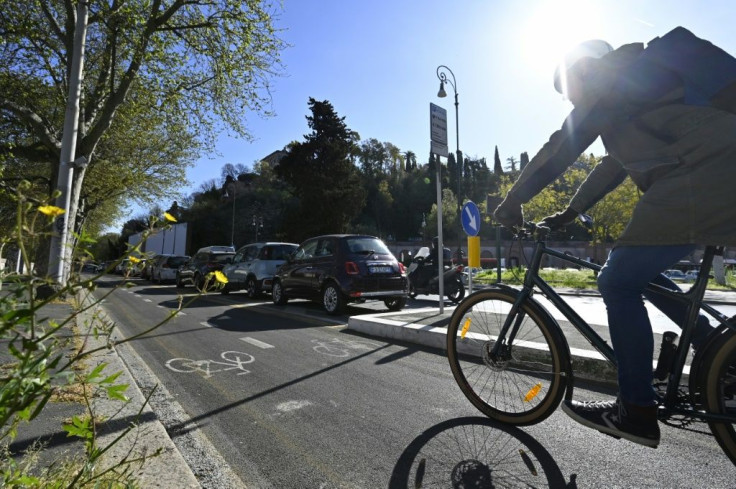 According to the European Cyclists' Federation, only 0.6 percent of Romans cycle regularly, against 49 percent of Copenhagen residents