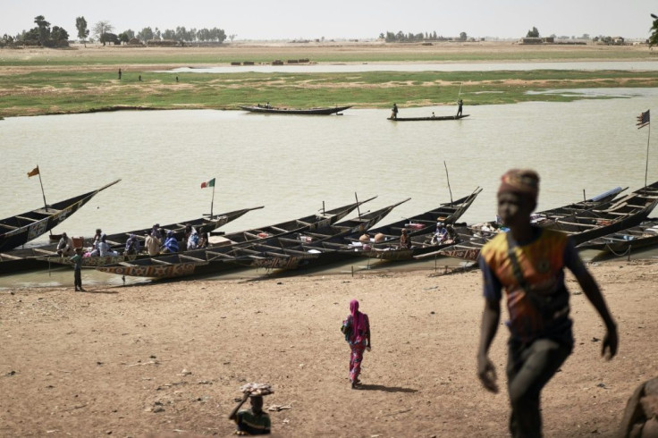 Mopti is one of the main ports in central Mali