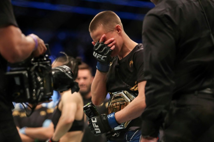 Rose Namajunas, the 28-year-old American strawweight challenger, seized back the title with a stunning head-kick knockout of Zhang Weili