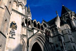 the-royal-courts-of-justice-1648944_1920