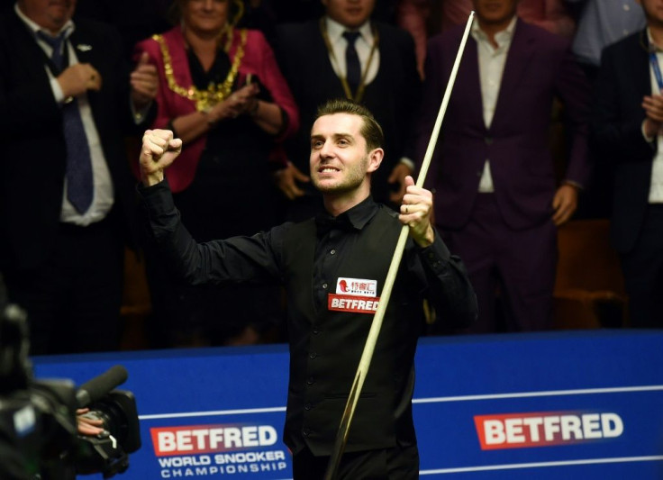 Early lead - Mark Selby