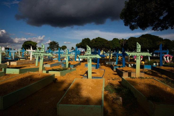 Brazil has one of the highest mortality rates in the pandemic, at 189 deaths per 100,000 inhabitants