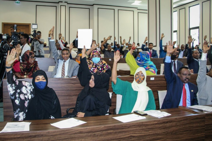 The measure was voted through unanimously by the 140 members of parliament present