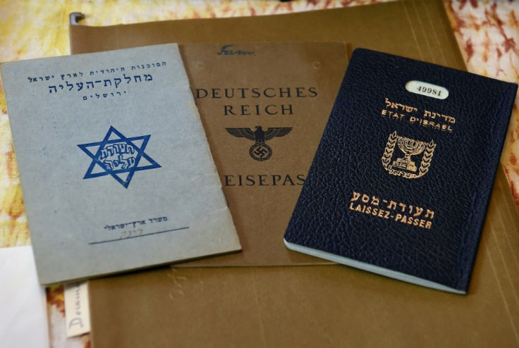 A law which took effect in September has made it possible for Holocaust victims' descendants to gain Austrian citizenship