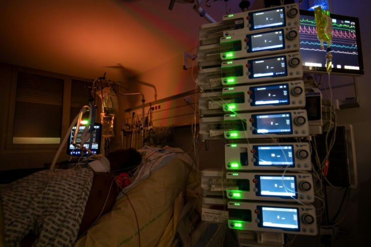 A Covid patient in the ICU in a hospital outside Paris, France