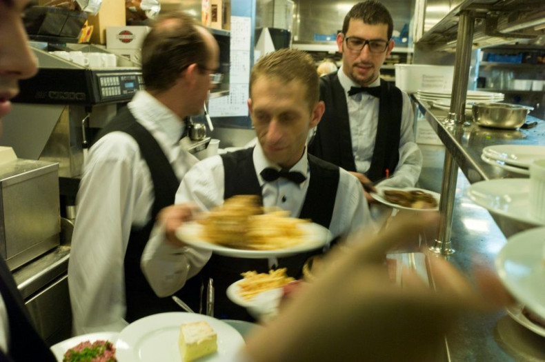 Restaurant owners in France say tens of thousands of employees have called it quits.