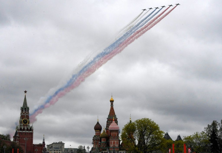 Russian Sukhoi Su-25 warplanes put on a display over central Moscow