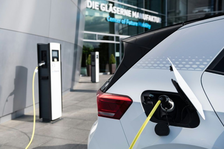 Electric cars will represent 50 percent of new sales by 2030 if policies remain the same