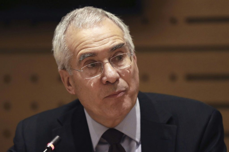 "The world is confronting a complex set of interwoven challenges," said economist Stern