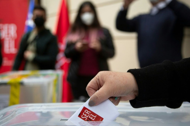 Analysts say the election will be a battle between candidates from leftist parties and rightist ones, with independents not expected to draw meaningful support