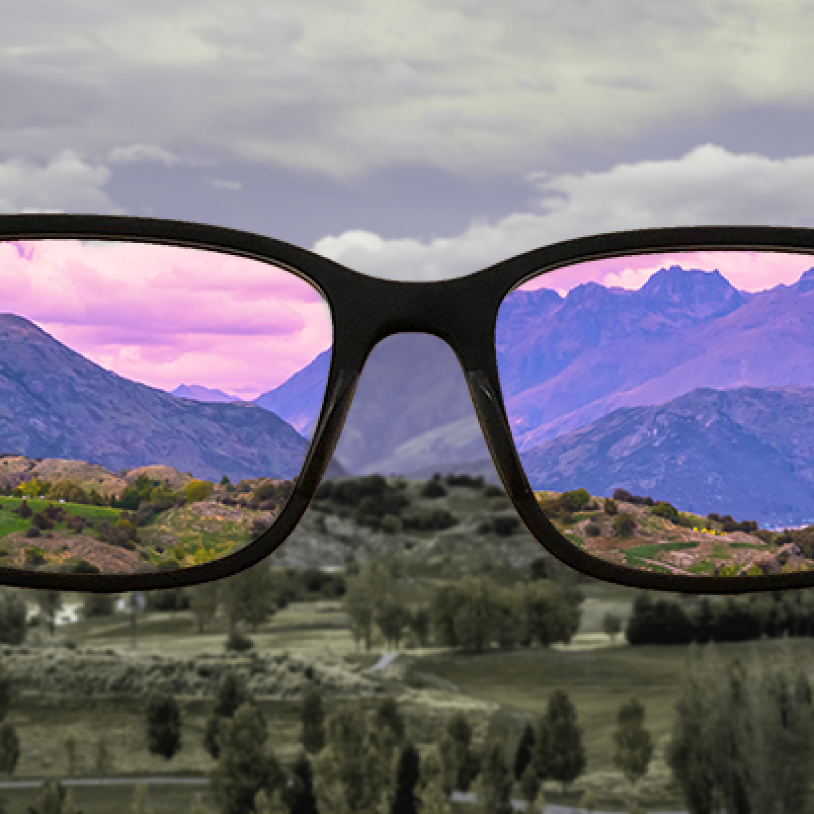 Очки для дальтоников чтобы видеть. Очки Enchroma. Специальные очки для дальтоников. Очки и линзы для дальтоников. Вид через очки.