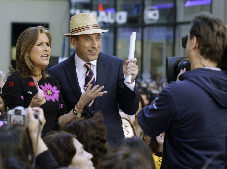 Hosts of NBC039s quotTodayquot show Matt Lauer and Meredith Vieira L speak during the show in New York June 3, 2011.