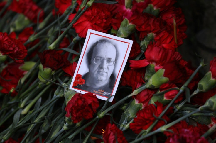 Investigative journalist Ugur Mumcu was killed by an car bomb in 1993