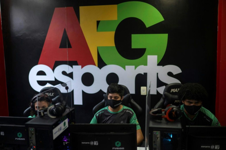 Around 100 young gamers now participate in AfroGames, whose activities are sponsored by companies including Brazilian airline GOL and media powerhouse Grupo Globo