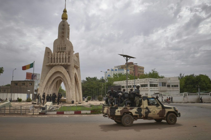 National Guardsmen in Bamako's Independence Square after transitional leaders sidelined