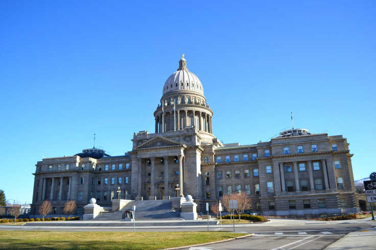 topeka kansas building