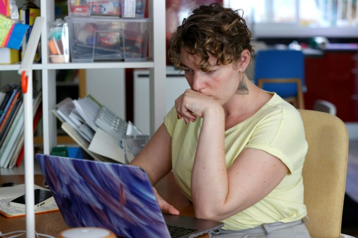 Chernyavskaya, whose late father Yuri Zisser founded the news portal Tut.by, has been organizing remotely from Tel Aviv, where she has lived for five years