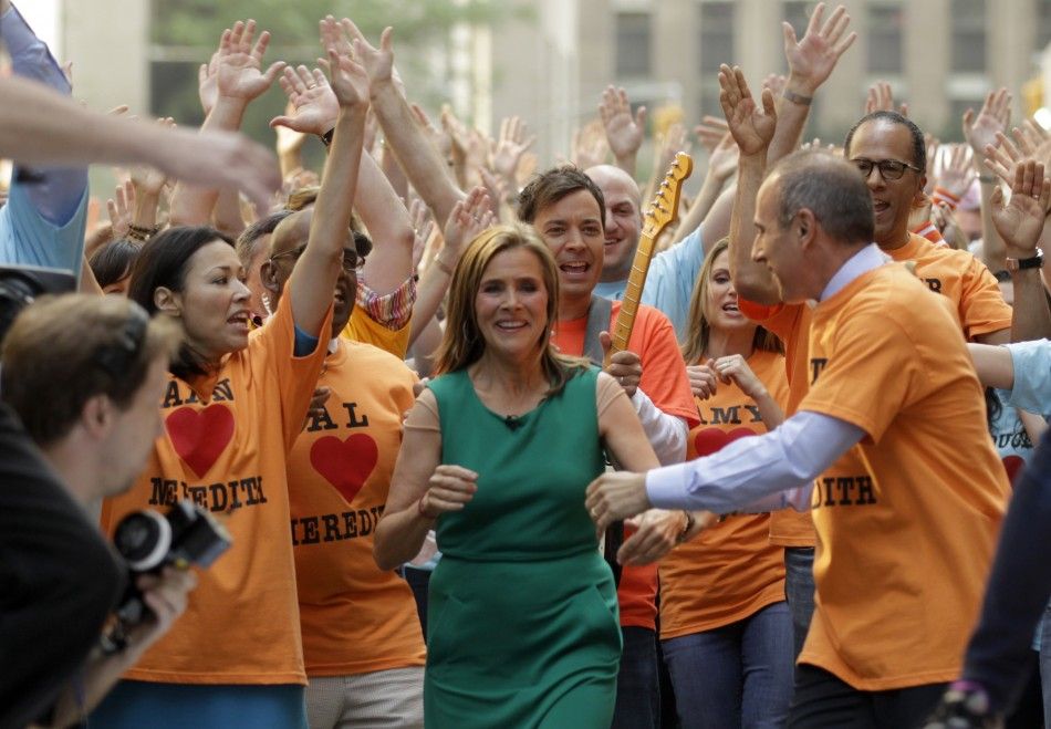 039Today039 show host Meredith Vieira participates in a music video with NBC staff during her final show in New York, June 8, 2011. Vieira is leaving NBC039s 039Today039 show and will be replaced by the show039s news anchor Ann Curry sta