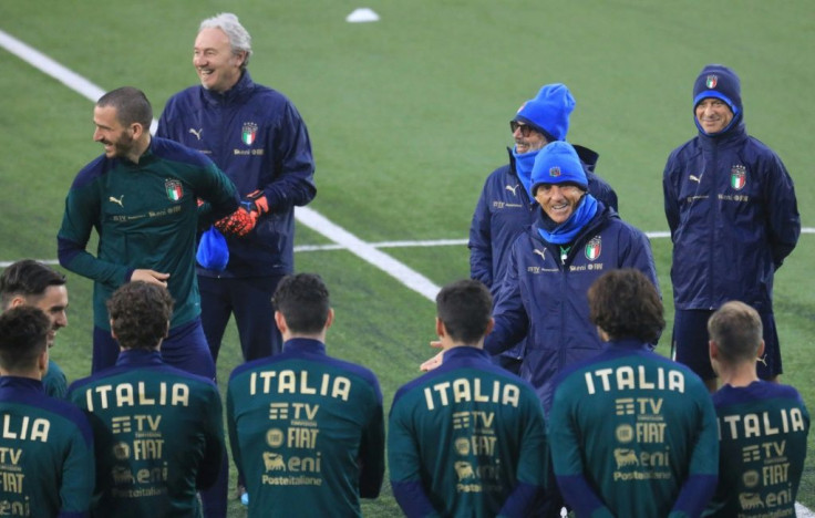Italy have lost just twice under Roberto Mancini (2ndR).
