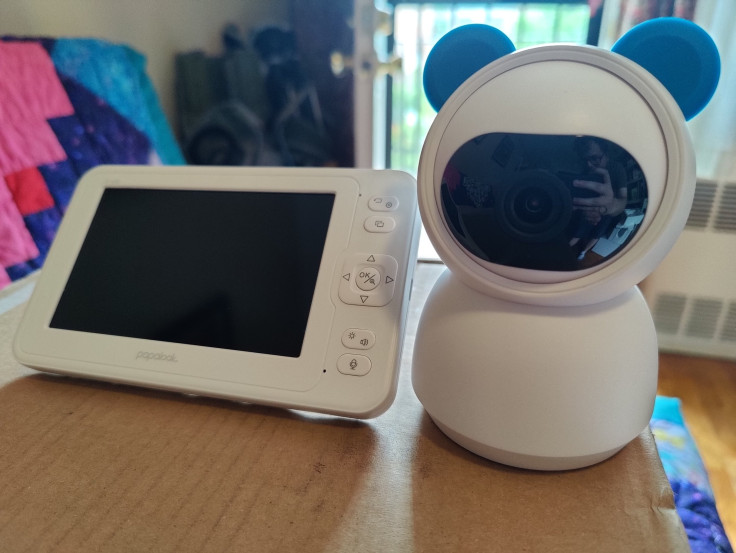 The Papalook baby monitor is easy to use and is even a little cute