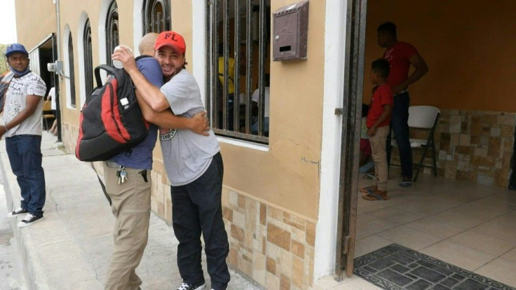 Mexico: Shelter hosts migrants as they await authorization to enter US
