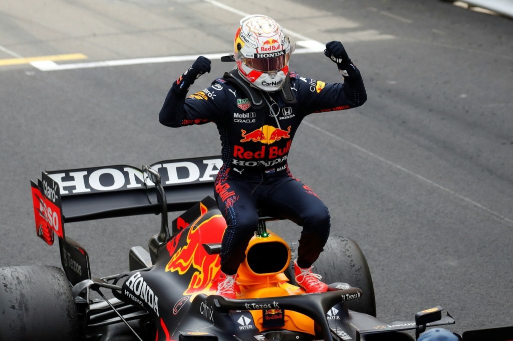 F1 Champion Lewis Hamilton Makes Red Bull Admission After Losing French GP