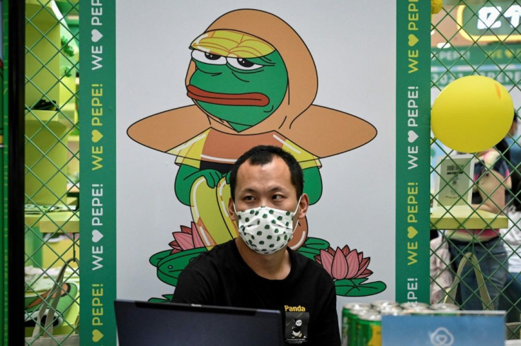 An early Sang icon was Pepe the Frog, called "sad frog" in China, whose memes conveyed their disillusionment