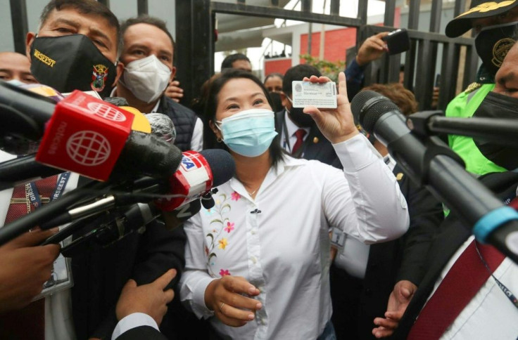 Peru's right-wing presidential candidate Keiko Fujimori said there were signs of fraud as she lost the lead in a tight run-off election