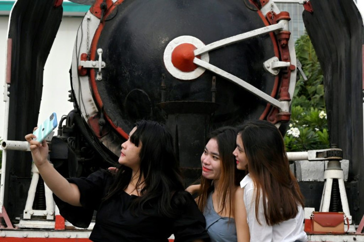 A new train cafe -- located at Phnom Penh railway station -- has become a hub for Instagrammers and Facebookers looking for a selfie location and cold drink