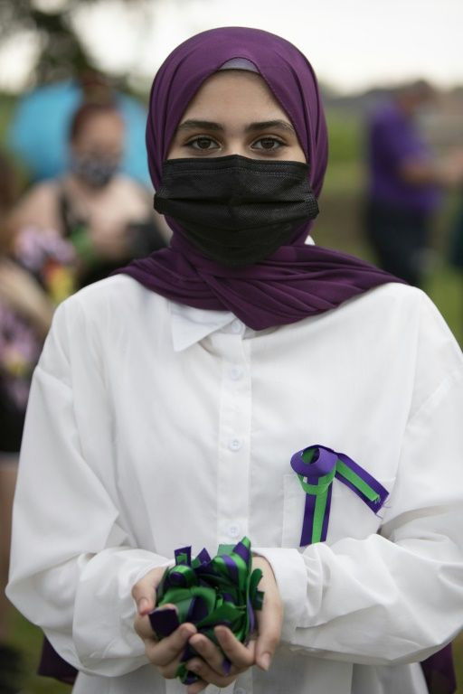 Representatives from several religions gave speeches denouncing hatred and saluting the outpouring of support for London's 30,000-strong Muslim community