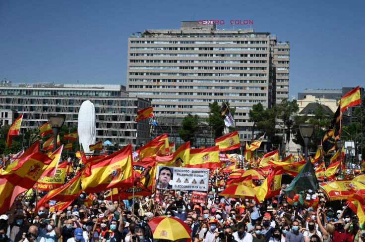 A mass protest in Madrid aiming to put pressure on Prime Minister Pedro Sanchez over plans to pardon jailed separatists