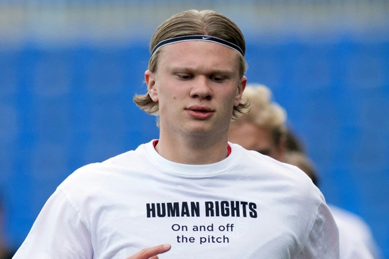 Star forward Erling Braut Haaland and his Norway teammates wore these t-shirts before a World Cup qualifying match