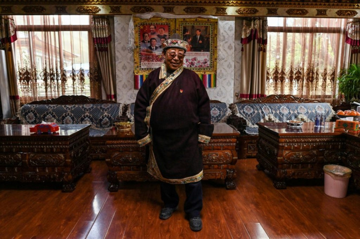 Dalong joined the Party in 1974 and served as a village committee secretary in the sensitive region of Tibet for three decades
