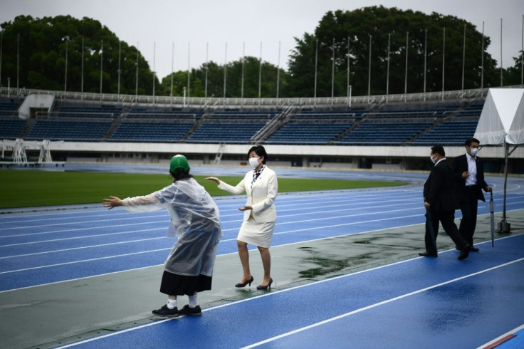 The torch arrival ceremony was held in front of no spectators