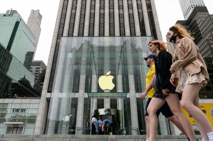 Electronics outlets were among the shops that saw sales grow in June amid a surprise increase in US retail sales