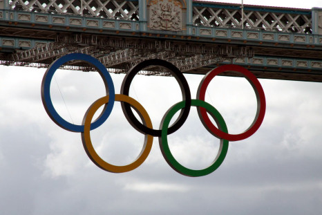 Olympic_Rings_-_Tower_Bridge_2