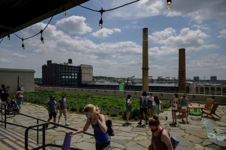 Across three New York rooftops, totalling more than 22,000 square metres (more than 236,000 square feet),  Brooklyn Grange farms a wide variety of vegetables