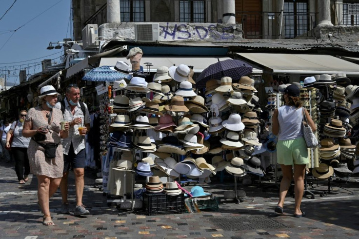 Temperatures could reach 44 degrees Celsius in mainland Greece in the next days, Greek National Meteorological Service has warned in an emergency bulletin