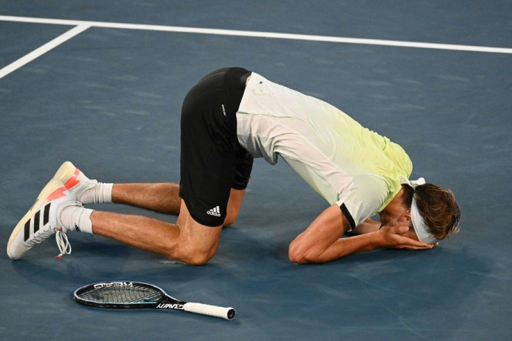 Germany's Alexander Zverev celebrates after beating Karen Khachanov to win Olympic gold