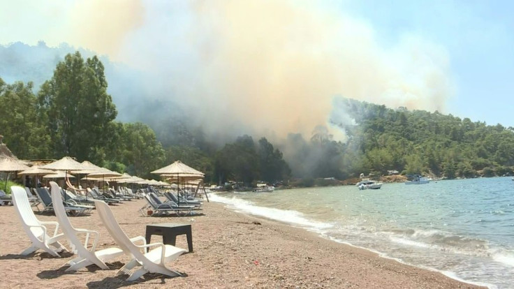 IMAGESForest fires continue to rage in the Turkish coastal city of Marmaris. Volunteers joined firefighters in battling a week of violent blazes that have killed eight people and put pressure on President Recep Tayyip Erdogan.