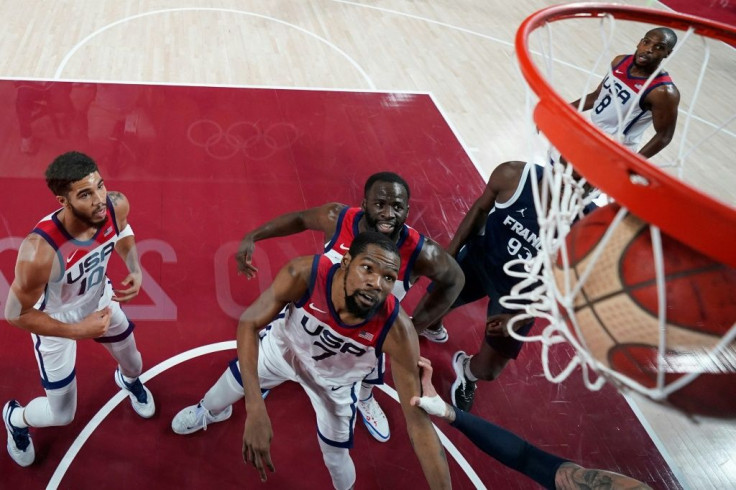 The United States play France in the men's basketball final