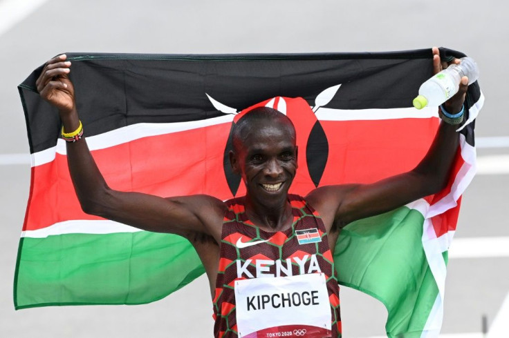 Kenya's Eliud Kipchoge sealed back-to-back Olympic marathon titles