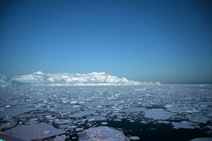 The ice caps contain enough frozen water to lift oceans 65 metres