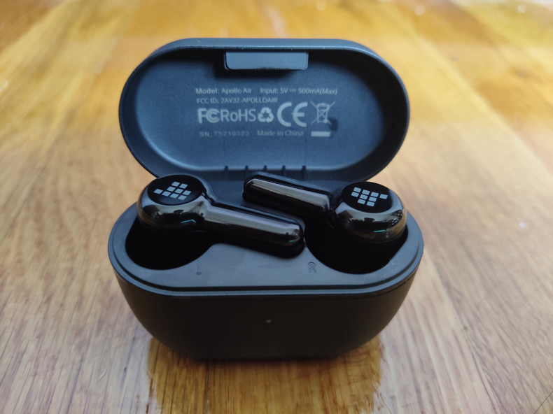 The Tronsmart Apollo Air earbuds are fine enough, but don't really do anything to stand out